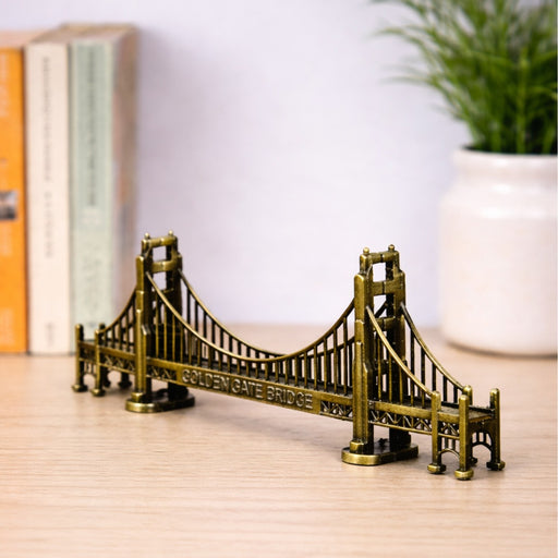 Golden Gate Bridge Idol Statue for Decorative Showpeice for Home Decor, Living Room, Table Top, Desk Decor, Office Desk