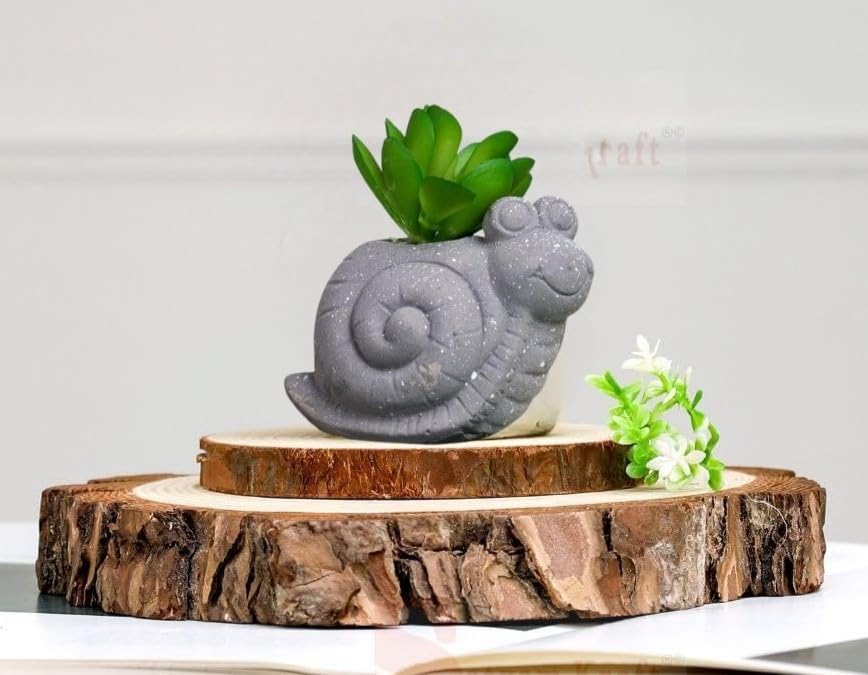 Mini Aesthetic Succulent Plant with Ceramic Cement Snail Pot for Indoor,to Add Charm to Your Homedecor