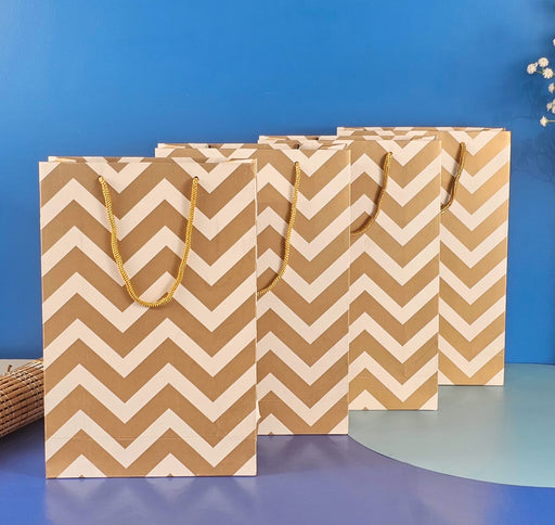Medium Golden Gift Paper Bags for Return Gifts Carry Bags for Gifting,valentine gift bag,wedding Marriage Engagment party shopping bag box (golden color)(Medium)