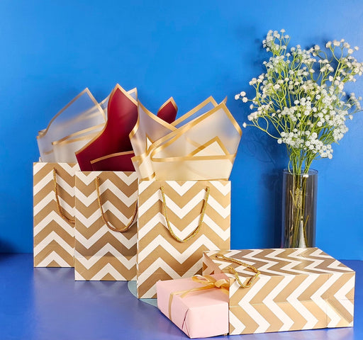 Small mini Golden Gift Paper Bags for Return Gifts Carry Bags for Gifting,valentine gift bag,wedding Marriage Engagment party shopping bag box (golden color)(small)