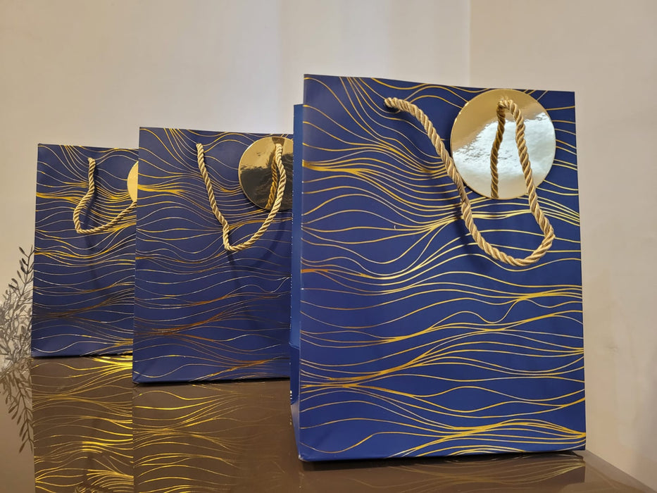 Random Colour Small Size Paper Bag With Handle 23 x 18 x 10 cm Gift Paper bag, Carry Bags, gift bag, gift for Birthday, gift for Festivals, Season's Greetings and other Events