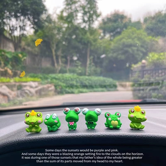 Frog Miniature Set for Home, Bedroom, Living Room, Office, Restaurant Decor, Figurines and Valentine Decoration Items, (Resin)