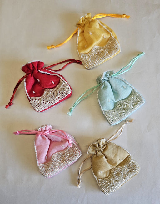 Small mini Jute Potli Bags Coin Pouch for Marriage, Return, Birthday Gifting | Handmade Bags for functions, Rakhi,Raksha bandhan,Gifts Packing, jewellery, Sweets, Dry fruits, chocolate, Party.