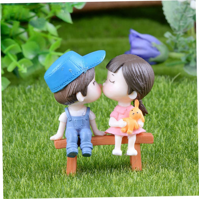 Set Couples Miniature Figurines Multiuse as, Toys, Showpieces, Gift Item (, Multicolor) ( Bench,  Couples) (Random  coule set